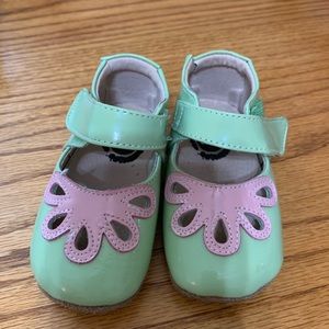 Livie and Luca mint and pink size 12-18 mo